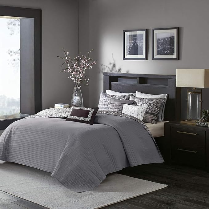 Madison Park King Quilt Set Lustrous Jacquard & Glitter Accent Coverlet Set - Image 9