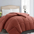 EASELAND Twin XL Down Alternative Comforter by EASELAND