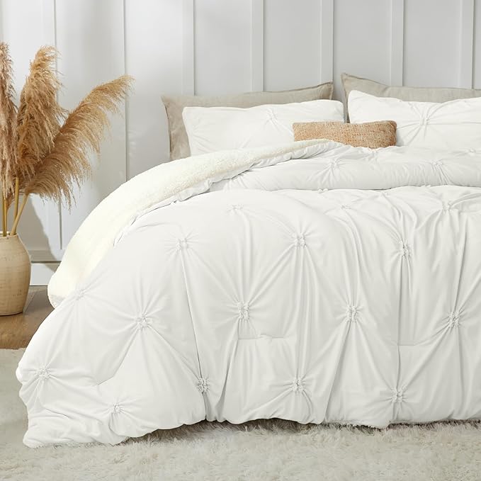 BEDELITE Pintuck Fluffy Twin Comforter Set by BEDELITE