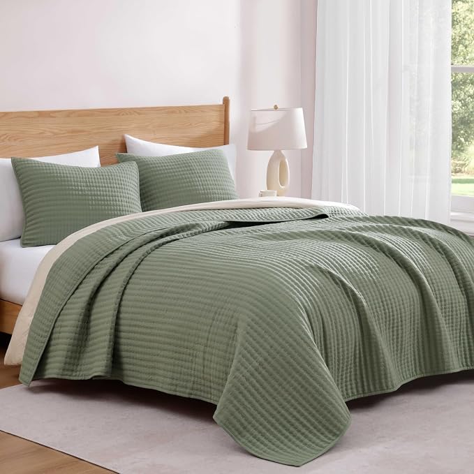 WRENSONGE King Size Quilt-3 Pieces Lightweight Bedspreads Sage Green King Quilt - Image 2