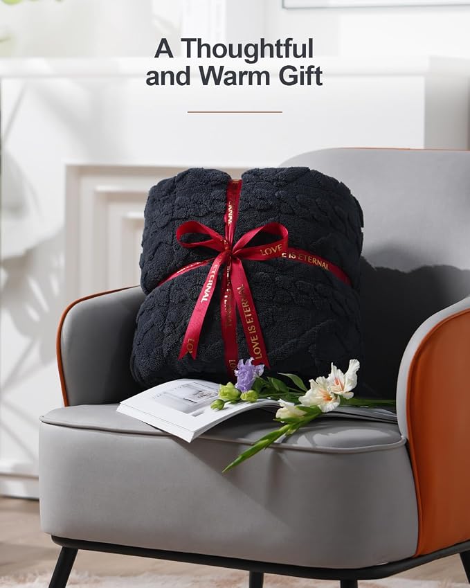 Super Fuzzy Soft Sherpa Fleece Weighted Blanket, 15 lbs Dual Sided Fluffy Heavy - Image 7