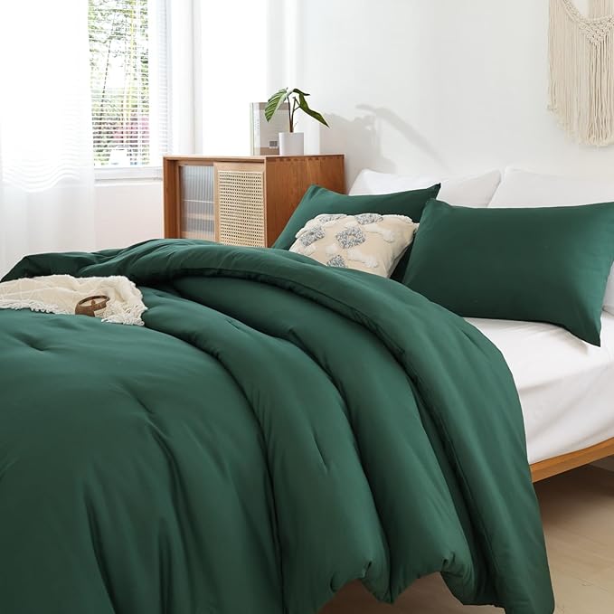ROSGONIA Queen Comforter Set Emerald Green, All Season Blanket Lightweight - Image 4