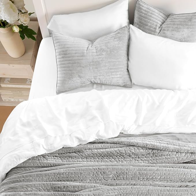 EVERGRACE Velvet Quilt Set King Size, Luxurious Soft Striped Channel Bedding Set - Image 3