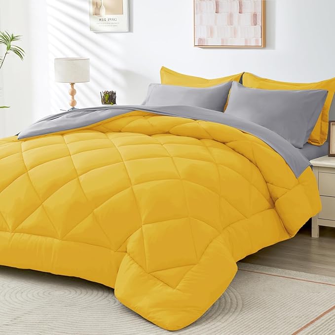 HEVUMYI Queen Comforter Set by HEVUMYI