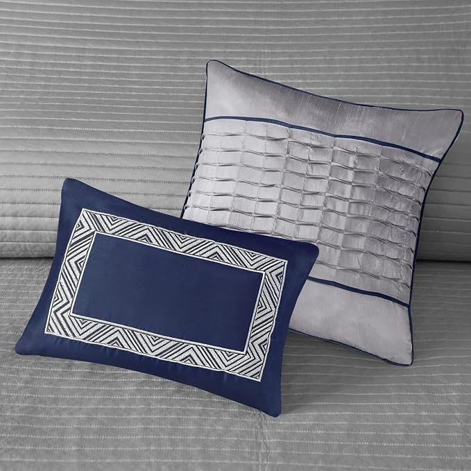 Madison Park Queen Quilt Set Lustrous Jacquard & Glitter Accent Coverlet Set - Image 18