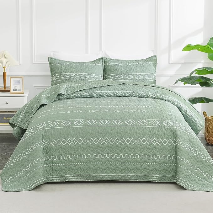 Andency Sage Green California King Quilt Set, 3 Pieces Boho Lightweight Soft by Andency