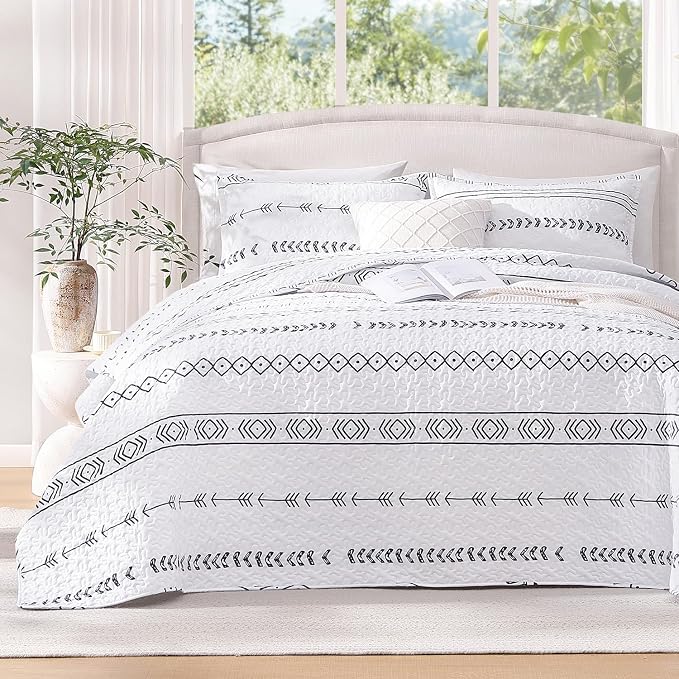 Andency White Twin Quilt Set, 2 Pieces Boho Lightweight Soft Striped Bedspread by Andency