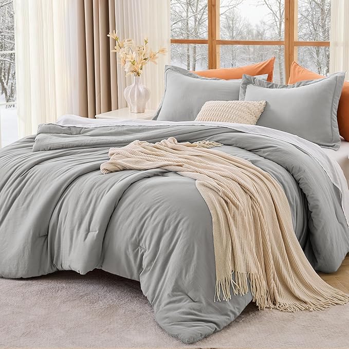 MUXHOMO Queen Comforter Set, All Season Ultra Soft Down Alternative Bedding by MUXHOMO