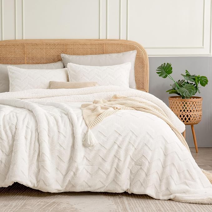 BEDELITE Fluffy King Size Comforter Set - Image 5