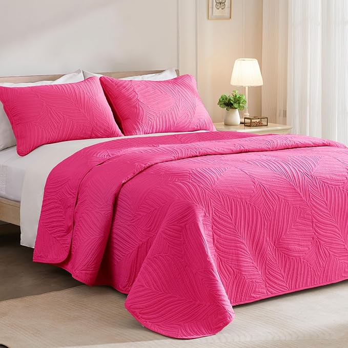 Exclusivo Mezcla California King Quilt Bedding Set, Lightweight Hot Pink Quilts - Image 2