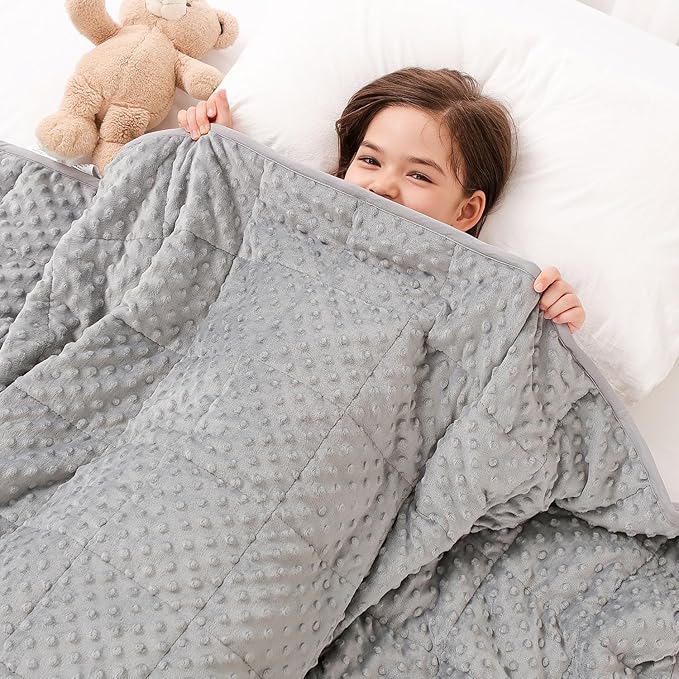Kivik Weighted Blanket 7lbs, Small Minky Dotted Blankets, Soft Heavy Blanket by Kivik