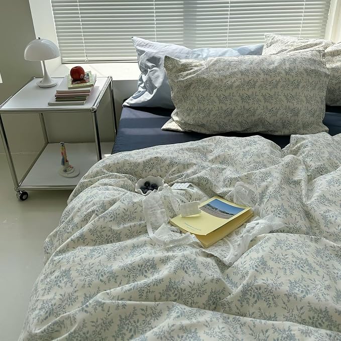 MKXI Full Duvet Cover Set Blue White Floral Print - Image 6