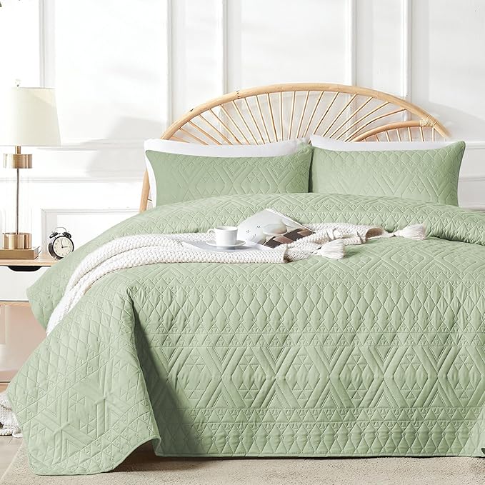 akkialla Full/Queen Size Quilt Bedding Set, Sage Green Lightweight Microfiber by akkialla