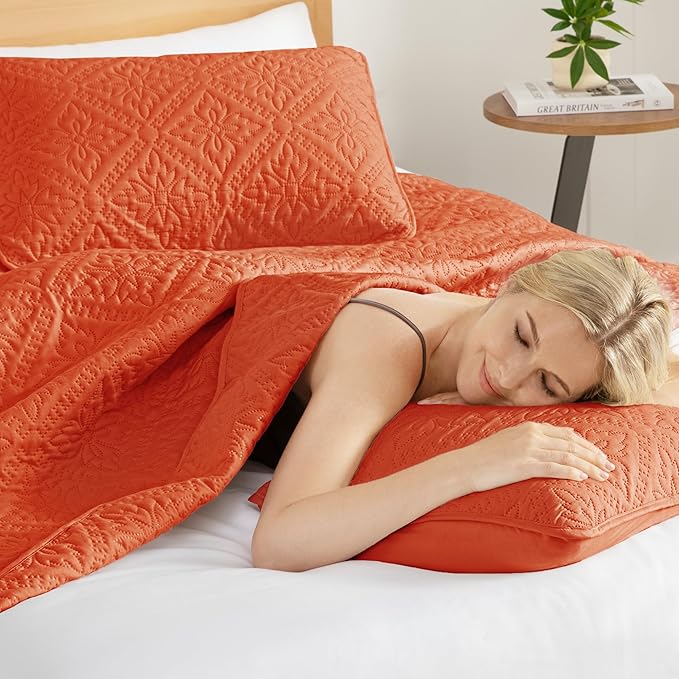 Exclusivo Mezcla California King Quilt Bedding Set, Lightweight Soft Bedspreads - Image 4