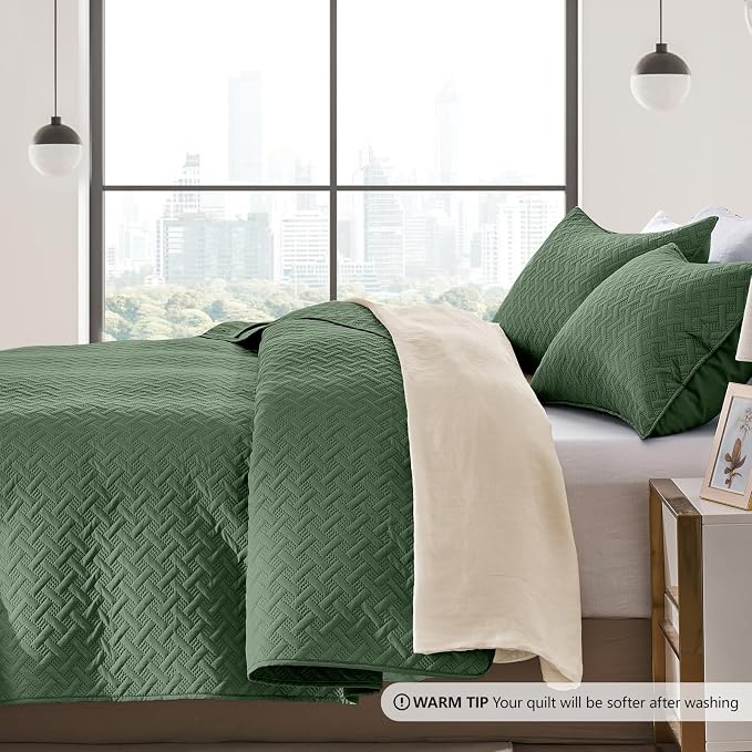 FLYMME King Size Quilt Bedding Set Olive Green Lightweight Bedspreads - Image 4