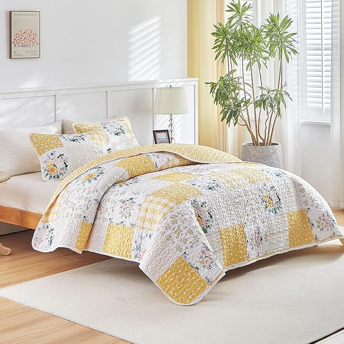 Joyreap 2 Pieces Floral Patchwork Quilt Set Twin, Soft n Cozy Microfiber Quilt - Image 2
