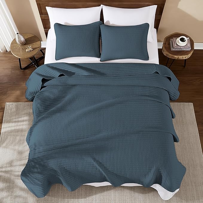 WRENSONGE Queen Quilt-3 Pieces Lightweight Navy Blue Bedspreads Queen Size - Image 4
