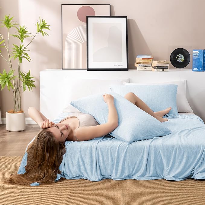 HOMFINE Cooling Blanket for Hot Sleepers - Image 6