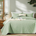 FLYMME Twin Quilt Set, Sage Green Lightweight Bedspreads, Vintage Olive Leaf by FLYMME