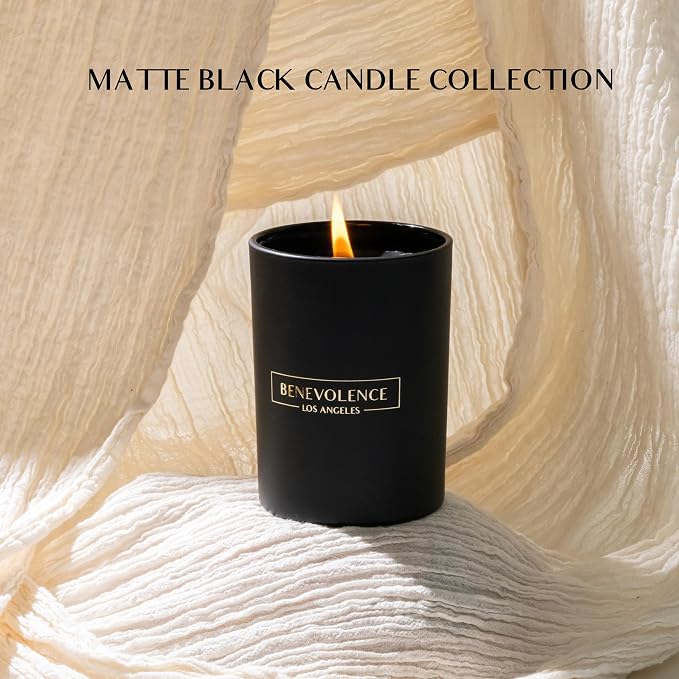 Benevolence LA Black Berries Scented Candle | Soy Christmas Candles - Image 2