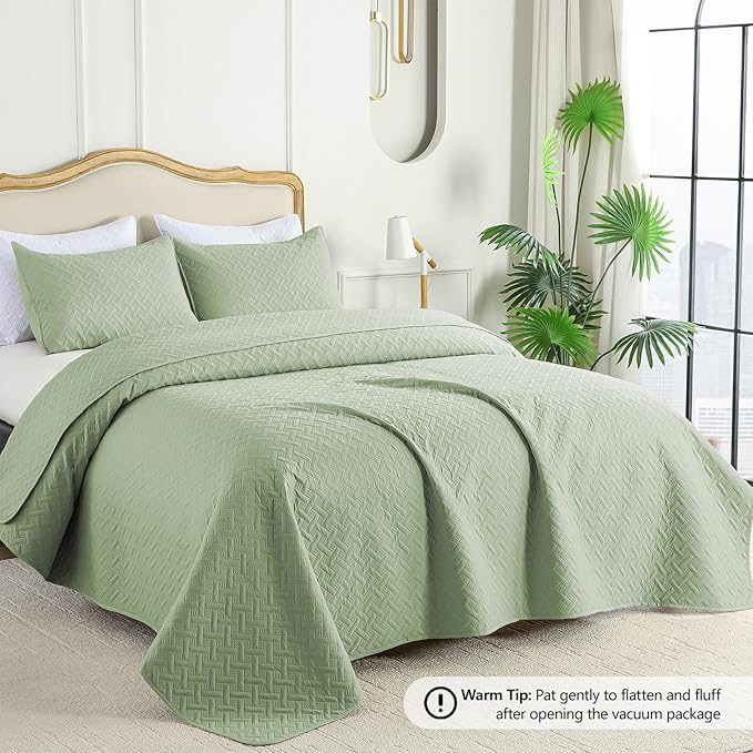 FLYMME Twin Quilt Set, Lightweight Sage Green Bedspreads, Basket Weave Pattern - Image 2