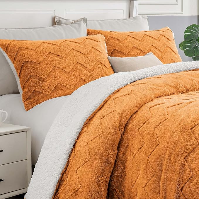 BEDELITE Fluffy Queen Comforter Set by BEDELITE