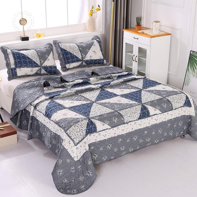 Oversized King Grey Floral Patchwork Quilt Set 132x120 Alaska King Size Bedding - Image 2