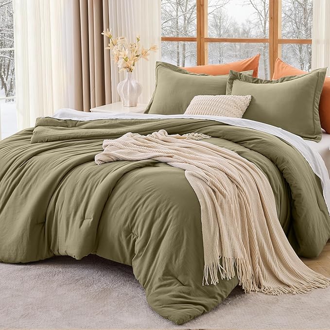 MUXHOMO King Size Comforter Set, All Season Ultra Soft Down Alternative Bedding by MUXHOMO
