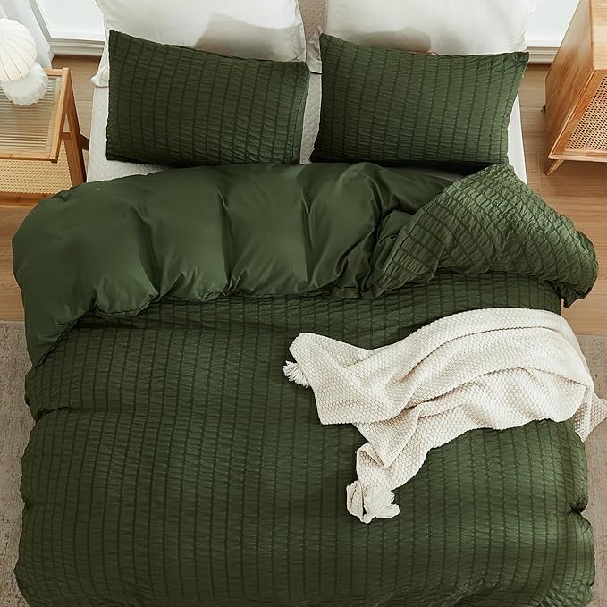 AveLom Dark Olive Green Seersucker Duvet Cover Set Full, 3 Pieces, Ultra Soft - Image 4