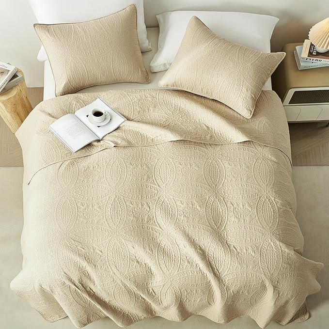akkialla Queen Quilt Bedding Set, Lightweight Soft Bedspread Coverlet, Modern - Image 3