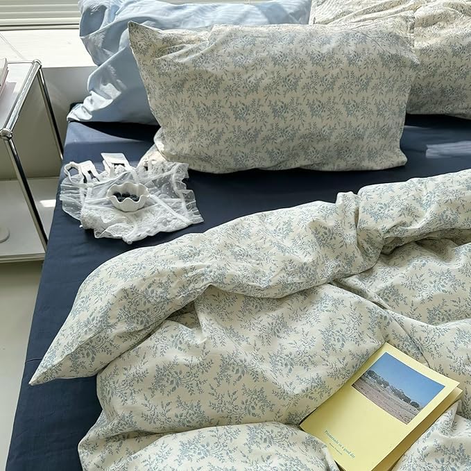MKXI Full Duvet Cover Set Blue White Floral Print - Image 3