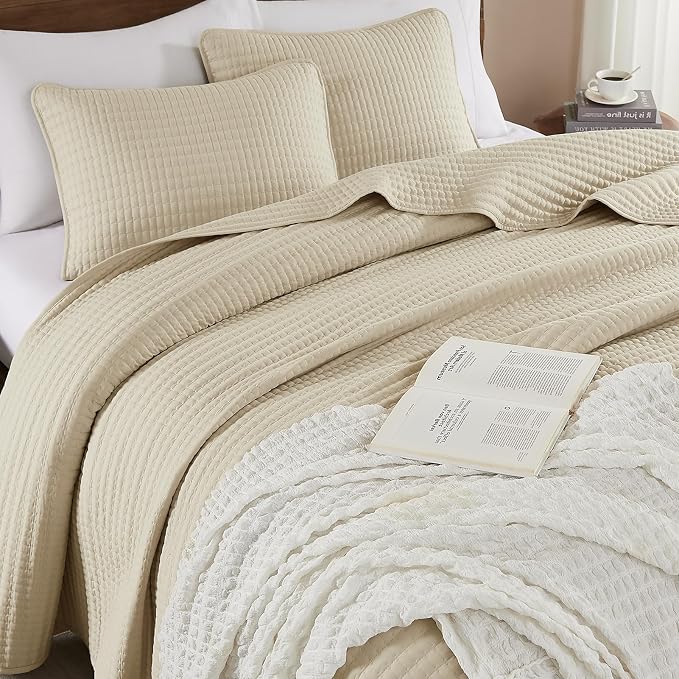 WRENSONGE Queen Quilt-3 Pieces Lightweight Bedspreads Beige Queen Size Quilt - Image 2