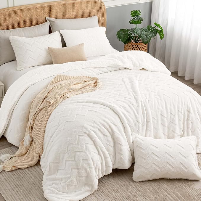 BEDELITE Fluffy Queen Comforter Set - Image 3