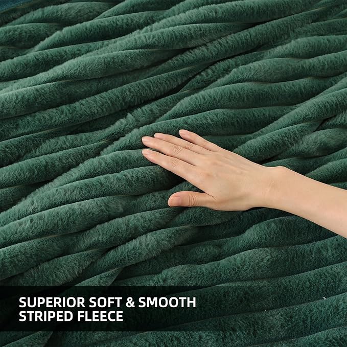 Smoofy Fluffy King Size Comforter Set 3 Pieces - Image 5