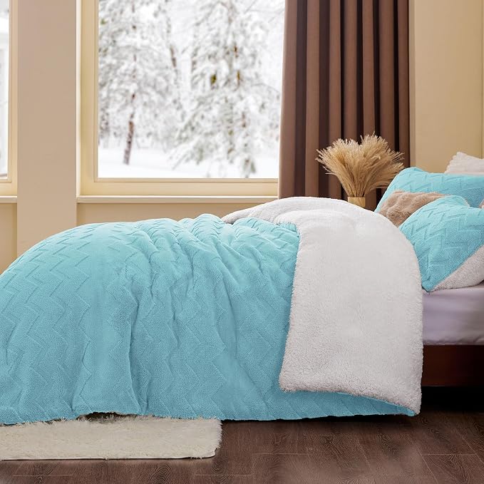 BEDELITE Fluffy King Size Comforter Set - Image 7