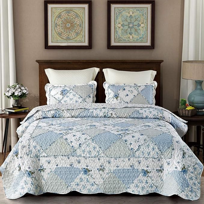 VIVILINEN Blue Floral Patchwork Quilt Set, Full Queen Size, 3 Piece Bedding Set - Image 2
