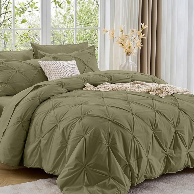 Sasttie King Size Comforter Set, 7-Piece Bed in a Bag, Pintuck Bedding Sets by SASTTIE