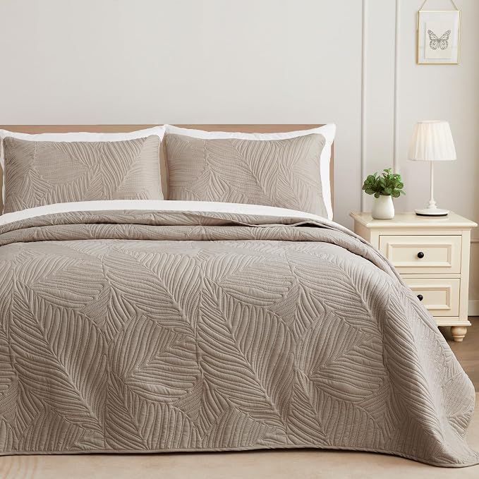 Exclusivo Mezcla Twin Quilt Bedding Set, Lightweight Taupe Quilts Twin Size - Image 7