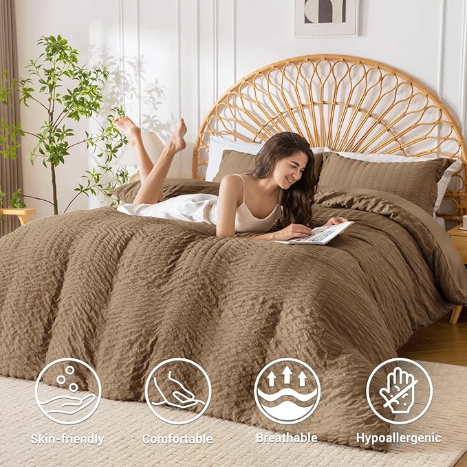 HYMOKEGE Brown Duvet Cover King Size, Ultra Soft 3-Piece Seersucker Duvet Cover - Image 2