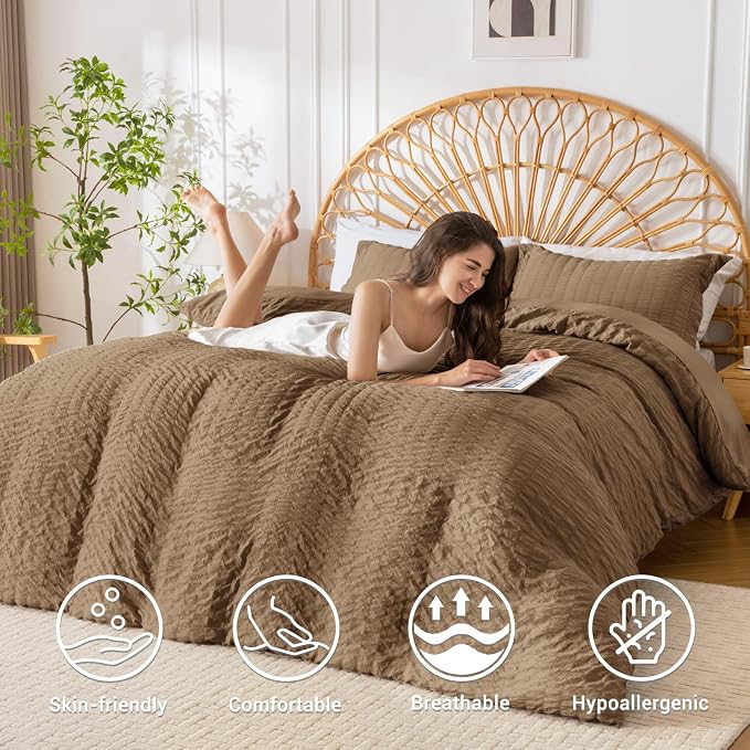 HYMOKEGE Brown Duvet Cover Full Size, Ultra Soft 3-Piece Seersucker Duvet Cover - Image 2