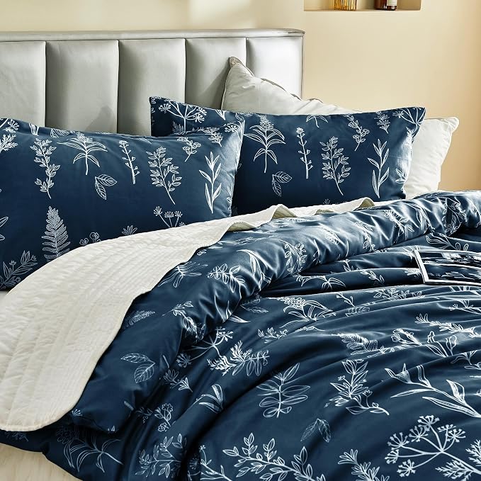 MUXHOMO Duvet Cover Queen Size, Reversible Floral Navy Duvet Cover Set - Image 6