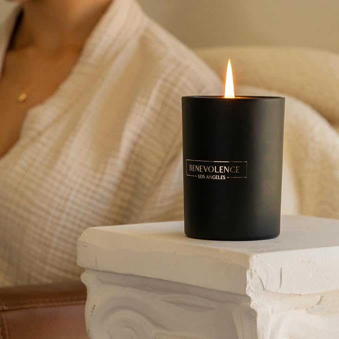 Benevolence LA Black Berries Scented Candle | Soy Christmas Candles - Image 4