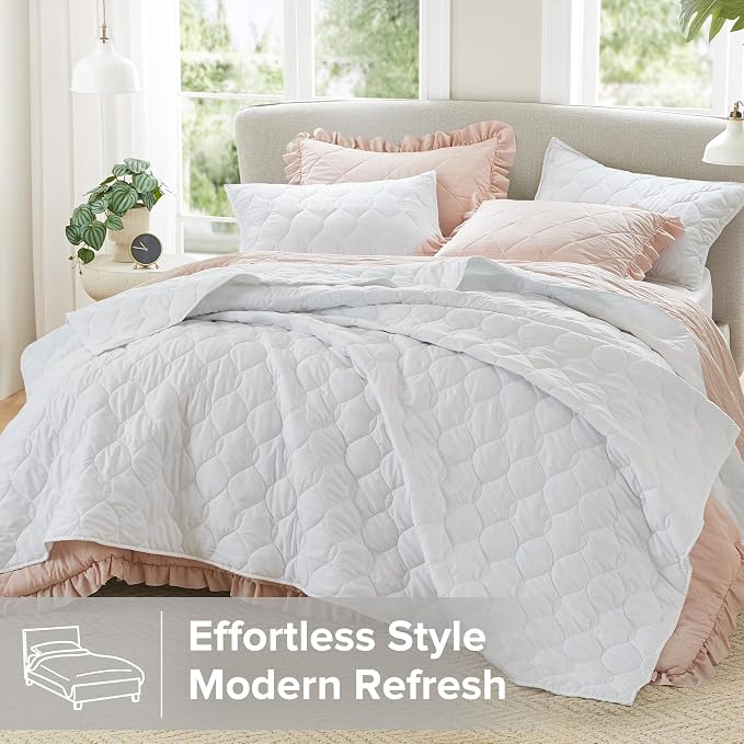 Comfort Spaces Queen Quilt Set Modern Reversible Ogee Coverlet Queen Bedding - Image 2