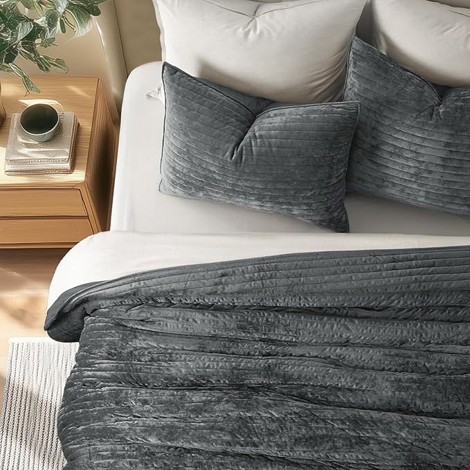 EVERGRACE Velvet Quilt Set King Size, Luxurious Soft Striped Channel Bedding Set - Image 2