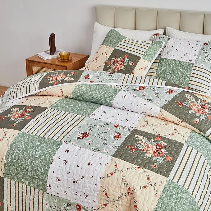 Patchwork Quilt Set King Size, 3 Pieces Green Floral Plaid Summer Bedspread - Image 4