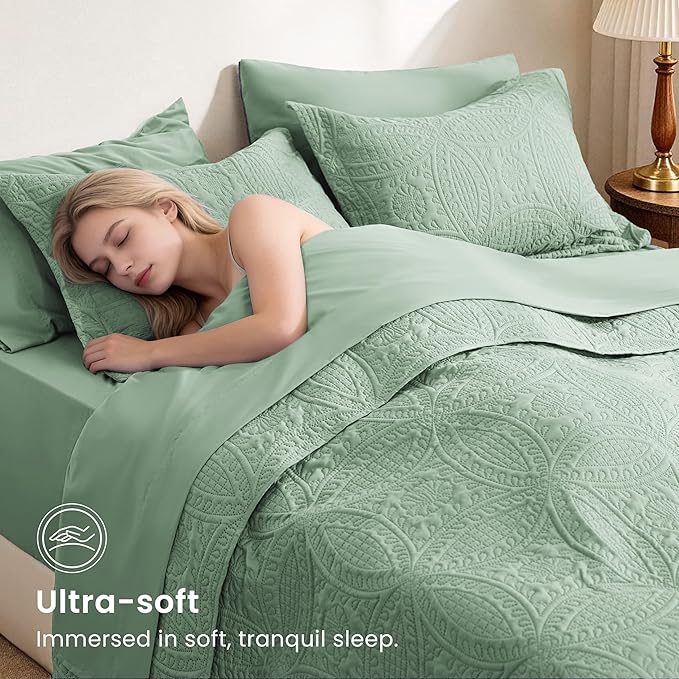 Love's cabin King Quilt Set Sage, Bed in a Bag King Size Bedding 7 Pieces - Image 3