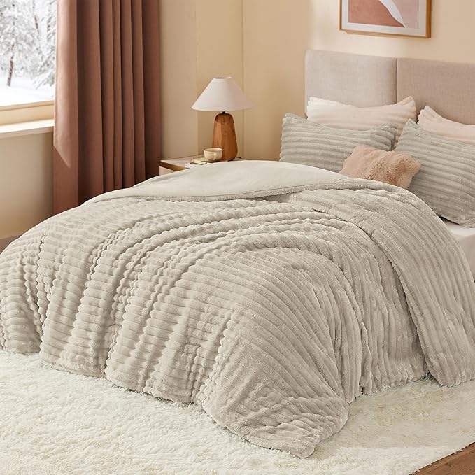BEDELITE Fleece King Comforter Set -Super Soft & Warm Fluffy Linen Bedding - Image 2
