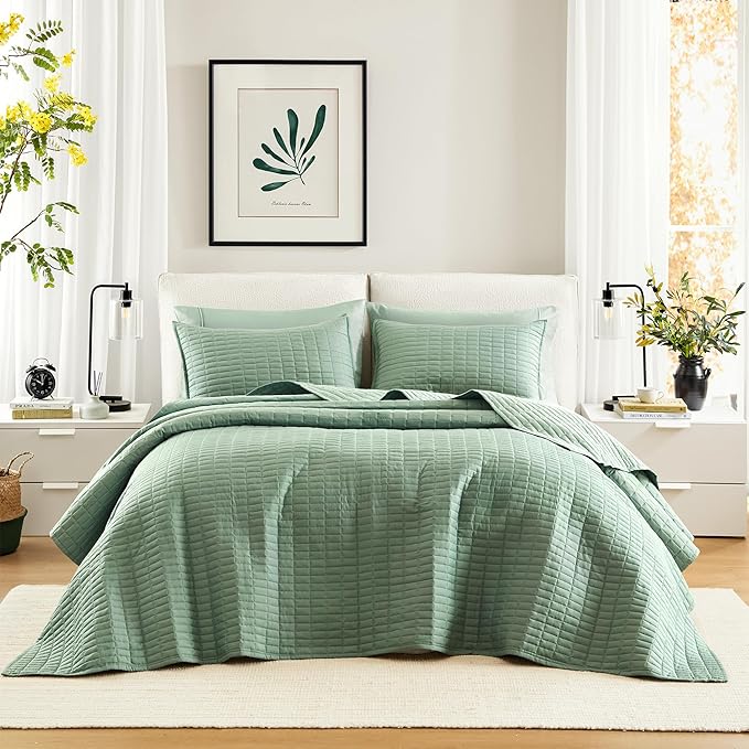 Comfort Spaces Sage Green Oversized King Quilt Set 120"x118" Bedspread Quilted by ComfortSpaces