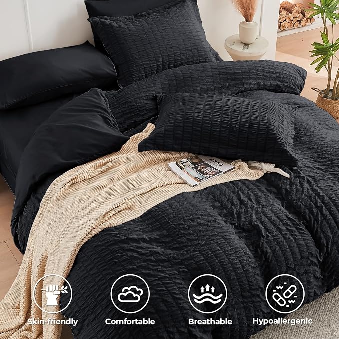 HYMOKEGE Black Duvet Cover Full Size, Ultra Soft 3-Piece Seersucker Duvet Cover - Image 2