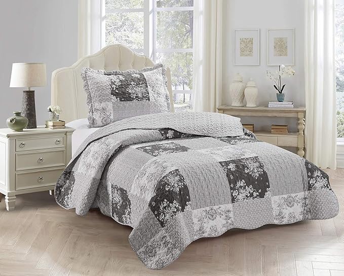 Brilliant Sunshine Grey Toile Floral Patchwork, 2-Piece Quilt Set by BrilliantSunshine